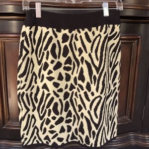 ESCADA KNIT YELLOW- BLACK ANIMAL PRINT SKIRT SZ 36